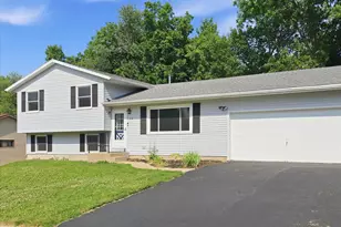 310 Ash St, Oregon, WI 53575 - Photo 2