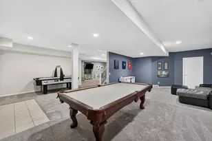 5885 Persimmon Dr, Fitchburg, WI 53711 - Photo 46