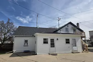600 N 4th St, Watertown, WI 53098 - Photo 36