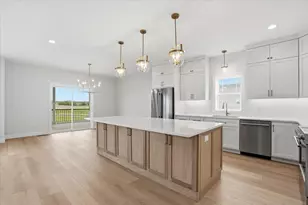 567 Morning Cv Cir, Verona, WI 53593 - Photo 8