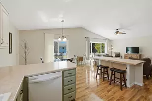1541 Kuhle Dr, Sun Prairie, WI 53590 - Photo 18