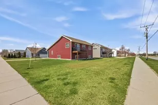 308 2nd St, Brooklyn, WI 53521 - Photo 6