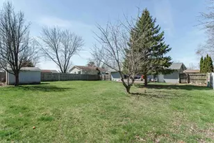 918 Rainbow Dr, Milton, WI 53563 - Photo 6