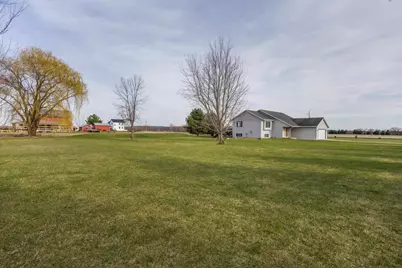 N6563 English Settlement Road, Albany, WI 53502 - Photo 6