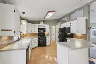 E11453 Bunker Dr, Delton, WI 53913 - Photo 18