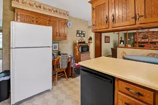 508 Woodvale Dr, DeForest, WI 53532 - Photo 14