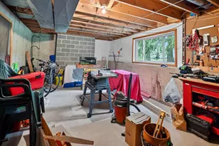 508 Woodvale Dr, DeForest, WI 53532 - Photo 40