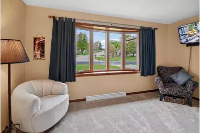 508 Woodvale Drive, DeForest, WI 53532 - Photo 6