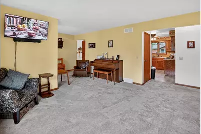508 Woodvale Drive, DeForest, WI 53532 - Photo 8
