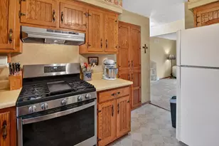508 Woodvale Dr, DeForest, WI 53532 - Photo 16