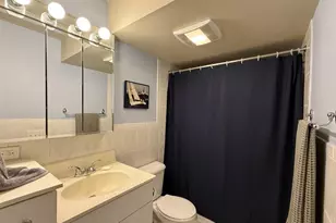 2051 Allen Blvd, Middleton, WI 53562 - Photo 16