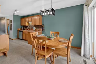 957 Chandler Ln, Sun Prairie, WI 53590 - Photo 14