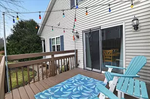 957 Chandler Ln, Sun Prairie, WI 53590 - Photo 6