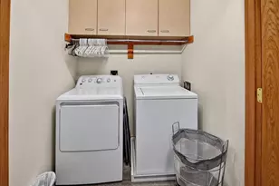 957 Chandler Ln, Sun Prairie, WI 53590 - Photo 32