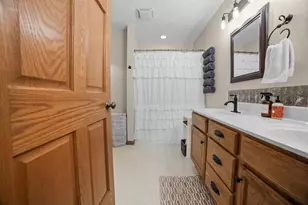 640 S 6th St, Janesville, WI 53536 - Photo 22