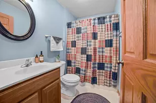 640 S 6th St, Janesville, WI 53536 - Photo 16