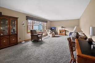 1005 W South St, Stoughton, WI 53589 - Photo 4