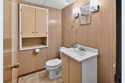 1005 W South Street, Stoughton, WI 53589 - Photo 32