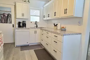 206 Railroad St, Elroy, WI 53929 - Photo 12