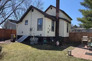 206 Railroad St, Elroy, WI 53929 - Photo 20