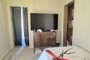 206 Railroad St, Elroy, WI 53929 - Photo 18