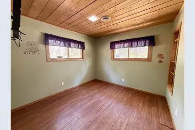 E2552 Porter Road, Lone Rock, WI 53556 - Photo 10