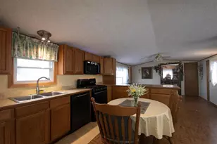 285 James St, Tomah, WI 54660 - Photo 4
