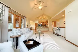 128 Summit Ct, Columbus, WI 53925 - Photo 8