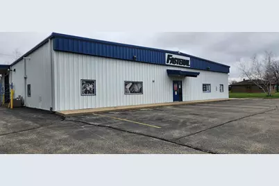 1211 Hobbs Drive, Delavan, WI 53115 - Photo 2