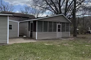 106 N 2nd St, Avoca, WI 53506 - Photo 8