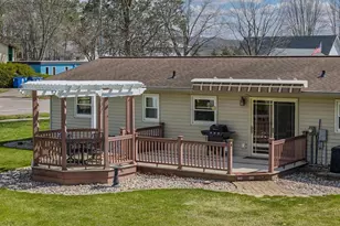 835 12th St, Baraboo, WI 53913 - Photo 40