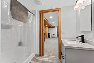 835 12th St, Baraboo, WI 53913 - Photo 32