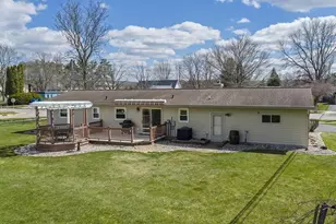 835 12th St, Baraboo, WI 53913 - Photo 52
