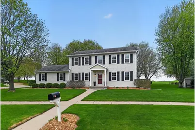 1200 Spahn Drive, Waunakee, WI 53597 - Photo 2