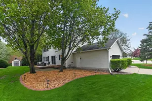 1200 Spahn Dr, Waunakee, WI 53597 - Photo 6