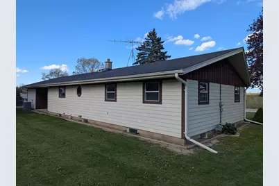 N3869 Rome Road, Rubicon, WI 53078 - Photo 4