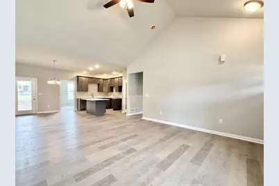 2109 W Conde Street, Janesville, WI 53546 - Photo 4