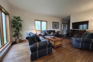 498 Meander Wood Rd, Oregon, WI 53575 - Photo 10