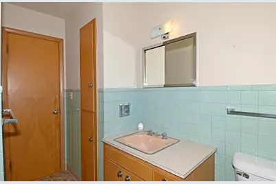 937 Hillside Drive, Jefferson, WI 53549 - Photo 20