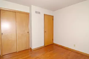 937 Hillside Dr, Jefferson, WI 53549 - Photo 16