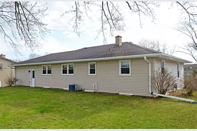 937 Hillside Drive, Jefferson, WI 53549 - Photo 34