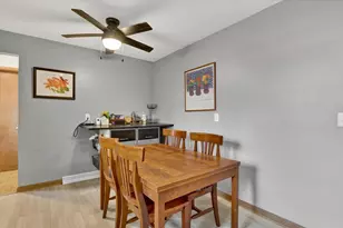 404 Rockport Rd, Janesville, WI 53548 - Photo 14