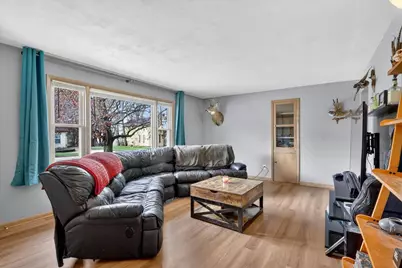 404 Rockport Road, Janesville, WI 53548 - Photo 8