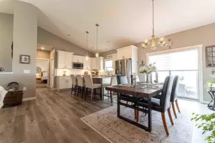 1230 Crockett Dr, Holmen, WI 54636 - Photo 6