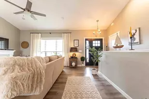 1230 Crockett Dr, Holmen, WI 54636 - Photo 4