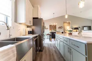 1230 Crockett Dr, Holmen, WI 54636 - Photo 16