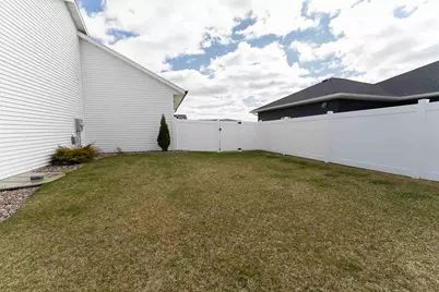 1230 Crockett Drive, Holmen, WI 54636 - Photo 66