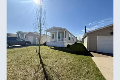 527 Collin Drive, Tomah, WI 54660 - Photo 2