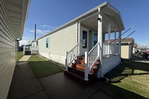 527 Collin Dr, Tomah, WI 54660 - Photo 4