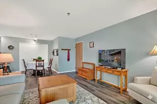 203 Kearney Way, Waunakee, WI 53597 - Photo 8